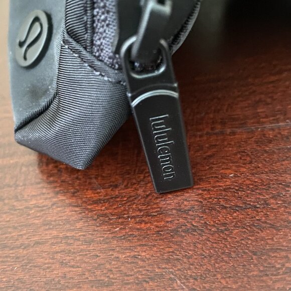 Lululemon Everywhere Belt Bag 1L NWT - Picture 11 of 13